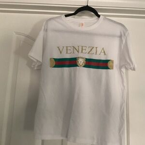 JHK Venezia Women T-Shirt, Size Medium, Color White, Green, Red, Gold NEW